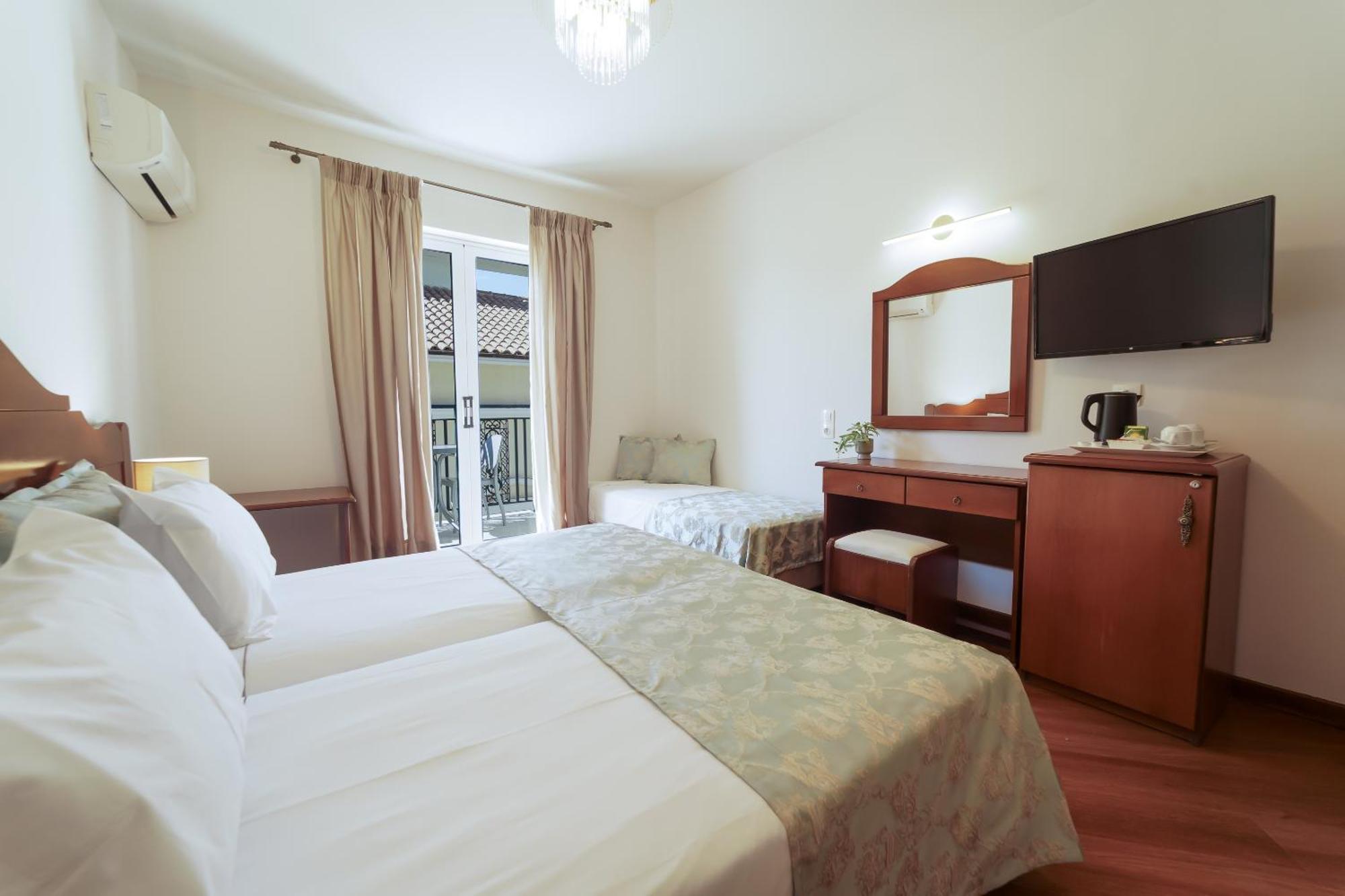 Premium Comfort Triple Room,1652767034:JPEG